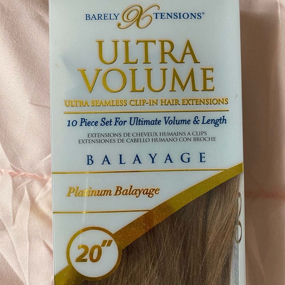 Barely Xtensions 20” Platinum Balayage 10 piece set clip extensions 100% remy